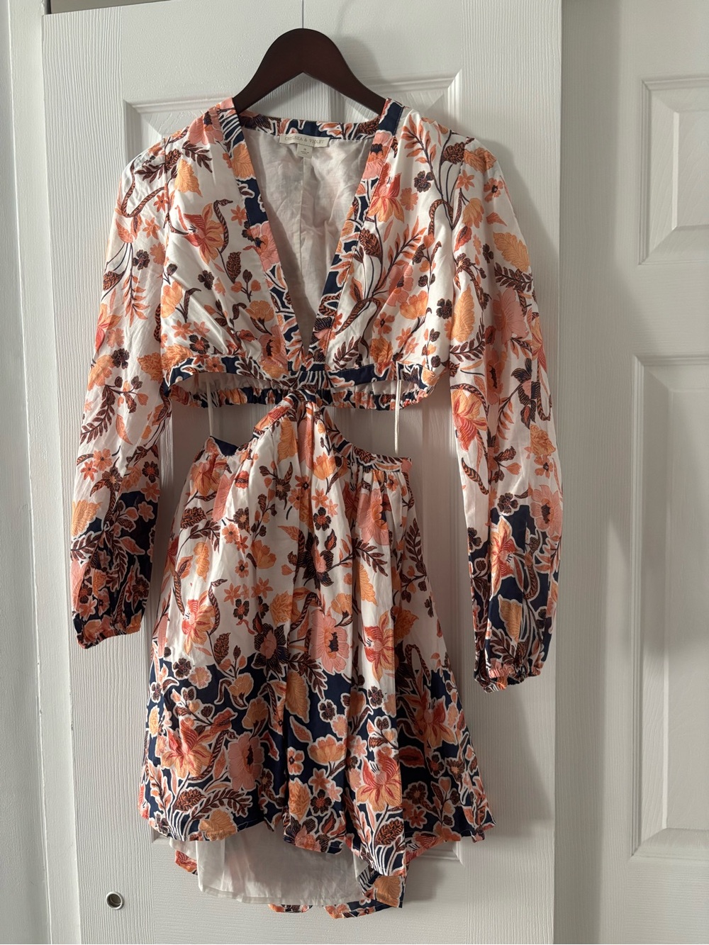 Patterned dress with side cuts